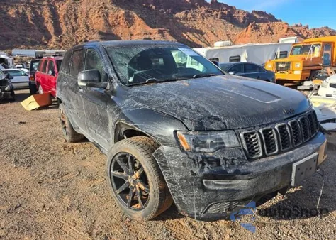 2018 Jeep Grand Cherokee Overland z USA, uszkodzony, nr VIN 1C4RJFCG6JC274559